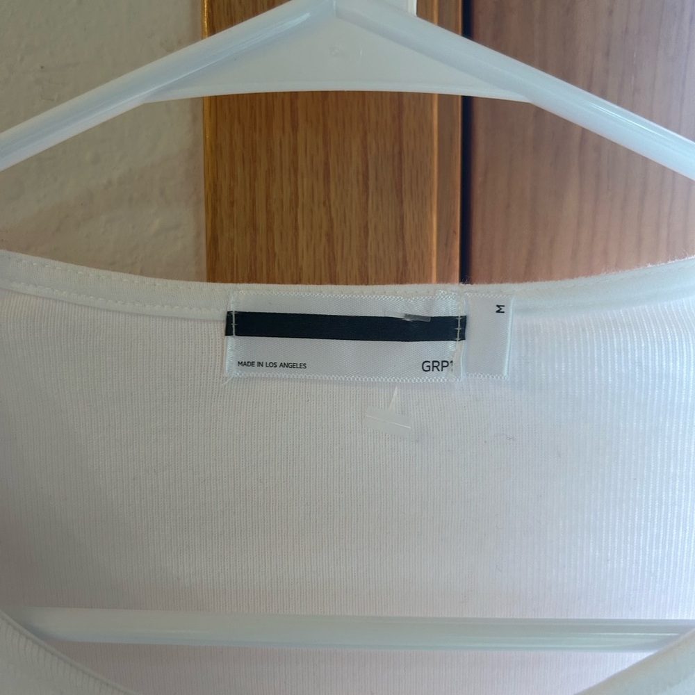 GRP1 Made in Los Angeles white long sleeve shirt women’s medium with side slits